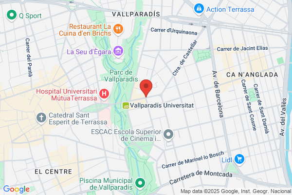 Esports I Nautica - Aparcamiento Propio